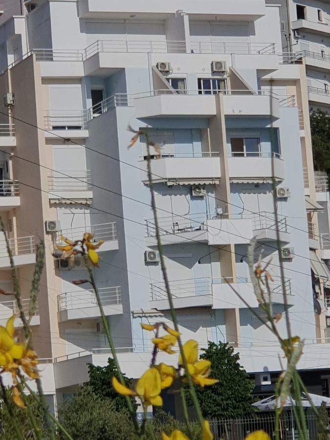 Erti'S Apartments Саранда Экстерьер фото